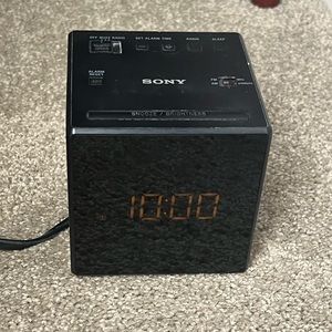 Sony ICF-C1 AM/FM Radio